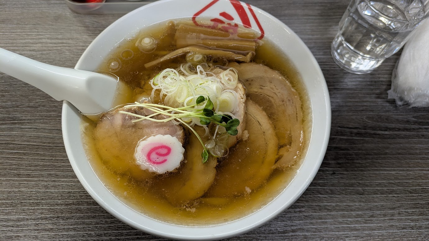佐野ラーメンいってつのしょうゆラーメン